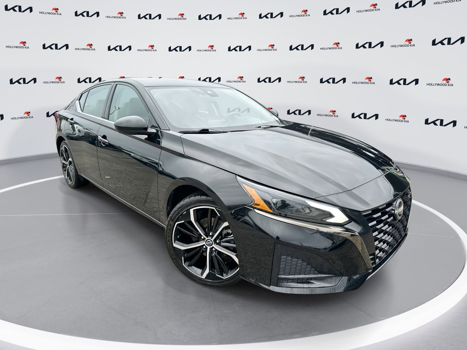 2024 Nissan Altima SR