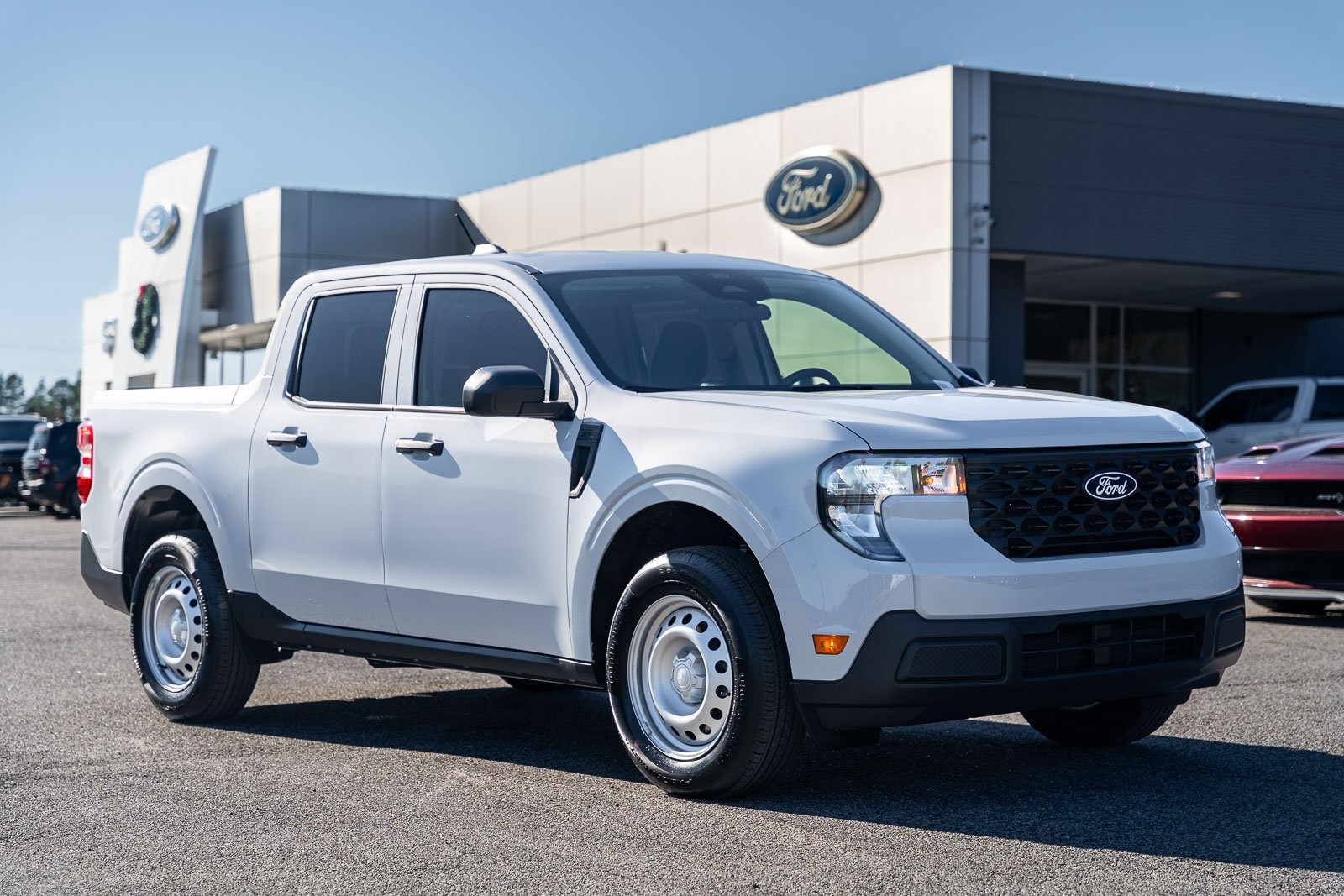 2026 Ford Maverick XL's photo