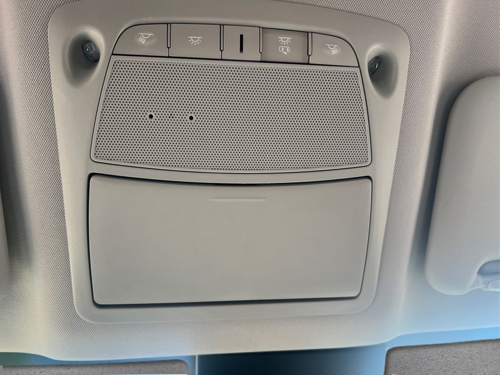 2022 Nissan Rogue Sport SV photo 13