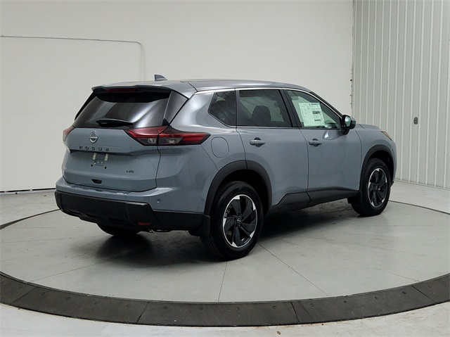 2026 Nissan Rogue SV photo 2