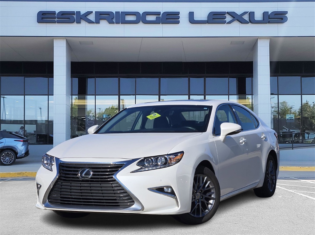 2018 Lexus ES 350's photo