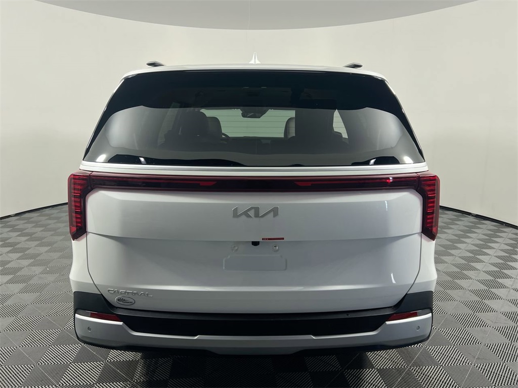 2026 Kia Carnival EX photo 3