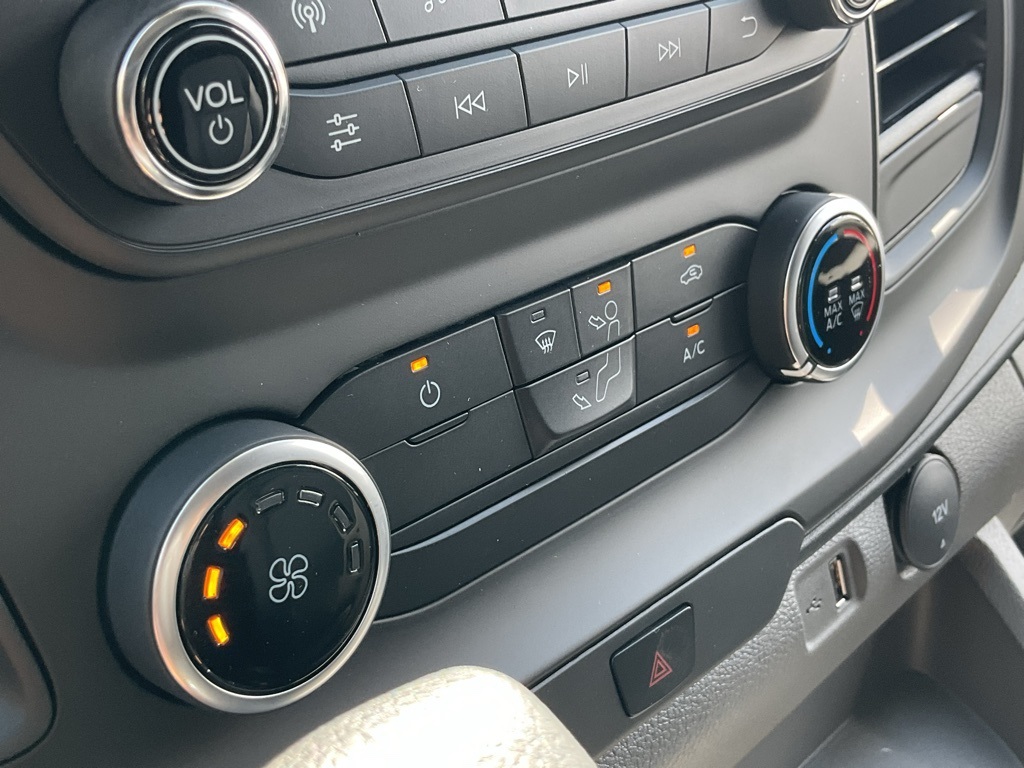 2025 Ford Transit photo 3