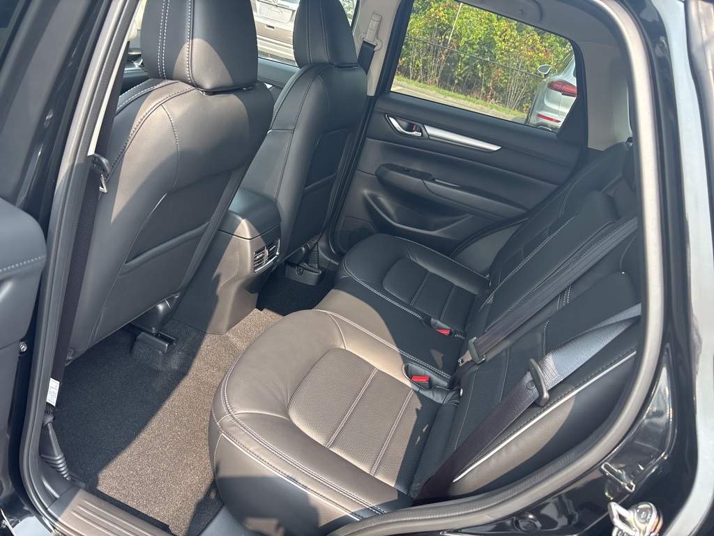 2025 Mazda CX-5 2.5 S Preferred photo 11