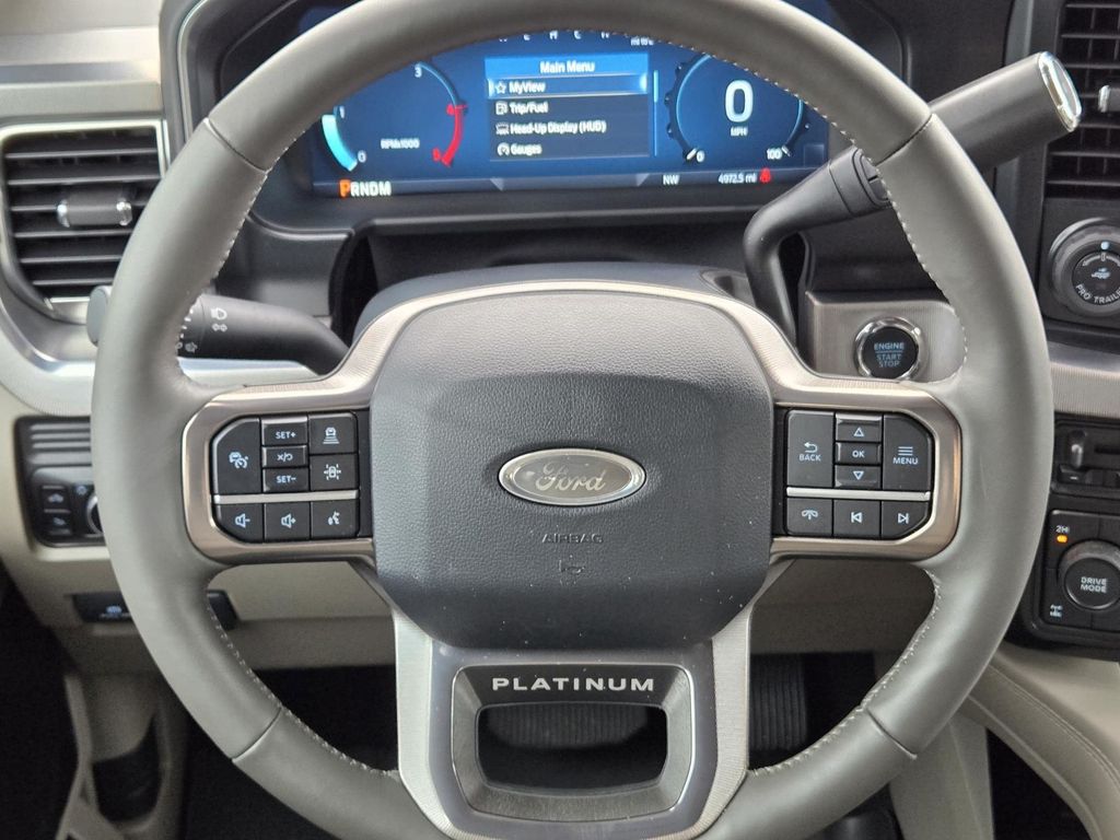 2025 Ford F-250 Platinum photo 13