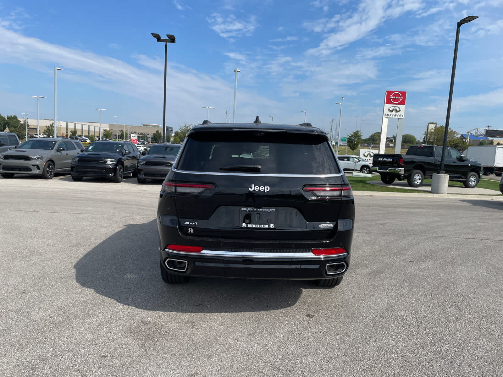 2025 Jeep Grand Cherokee Overland photo 8