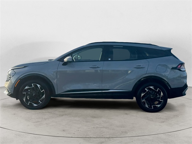 2024 Kia Sportage photo 2