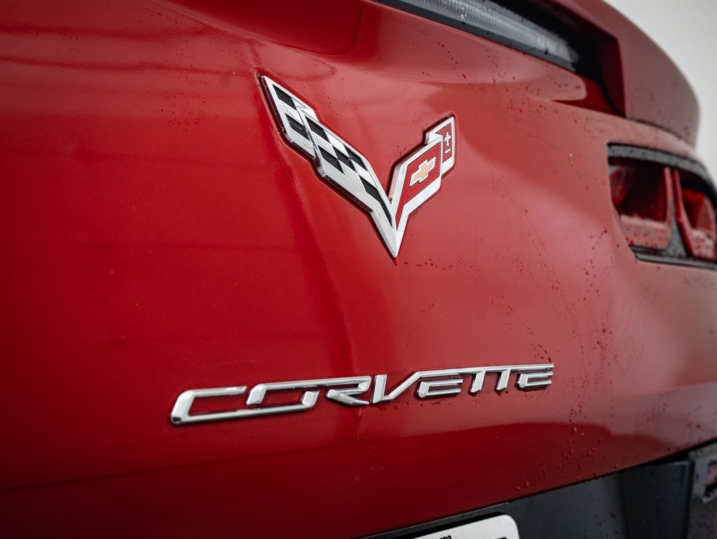 2014 Chevrolet Corvette Stingray 2LT photo 16