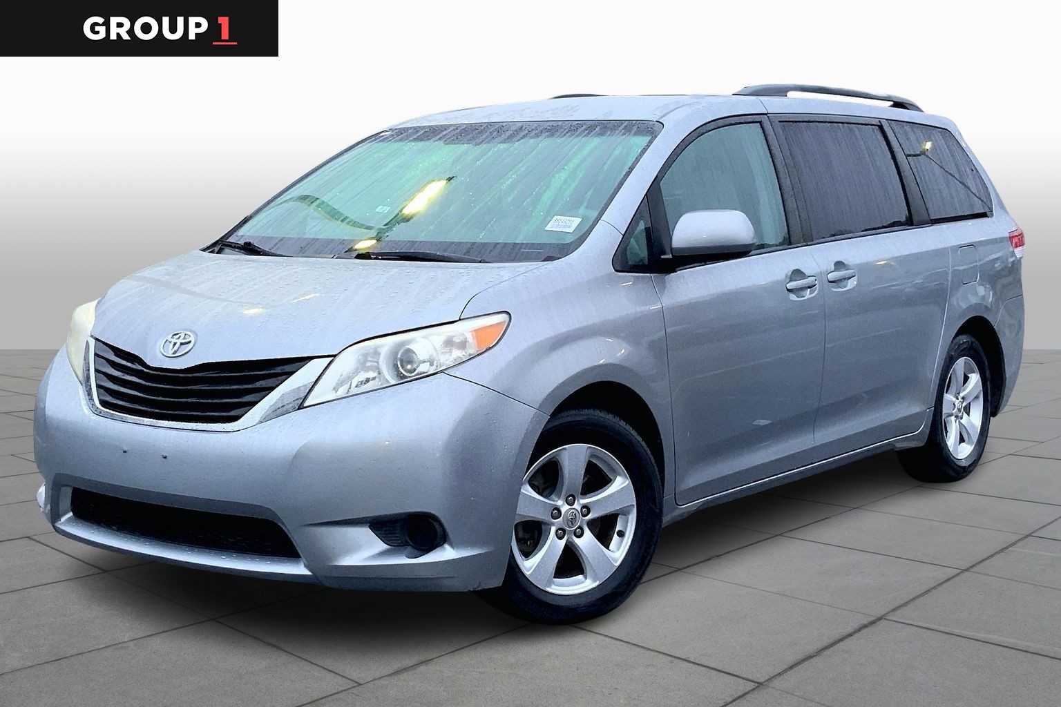 2011 Toyota Sienna LE