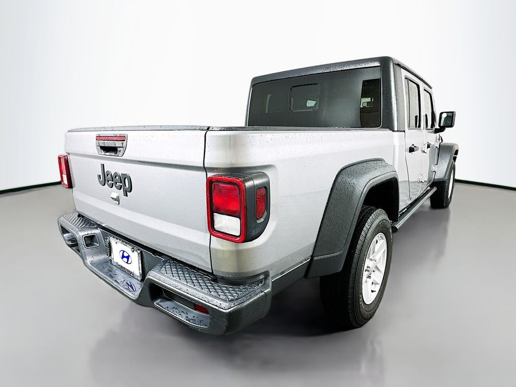 2020 Jeep Gladiator Sport photo 5