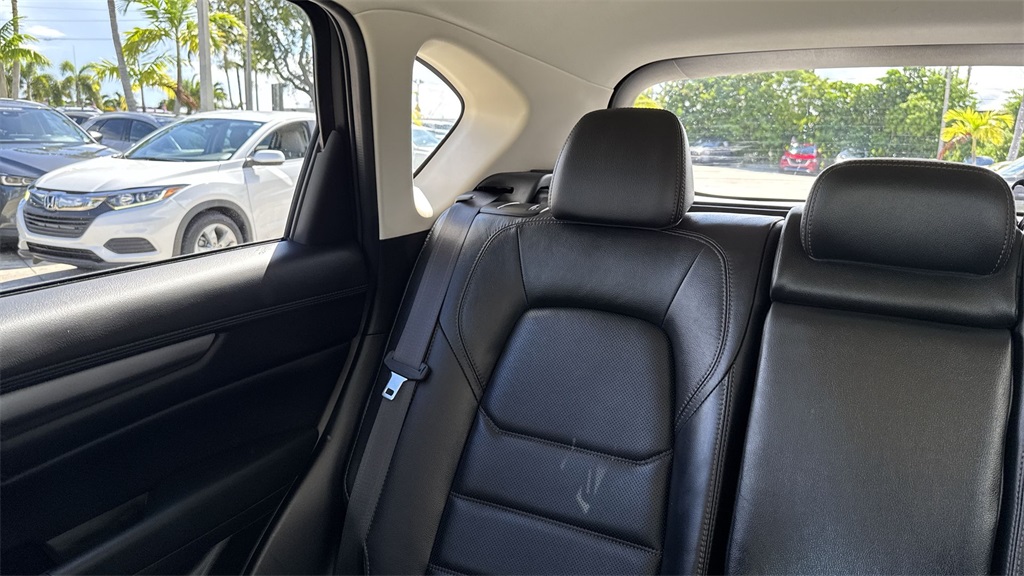 2023 Mazda CX-5 2.5 S Preferred photo 17
