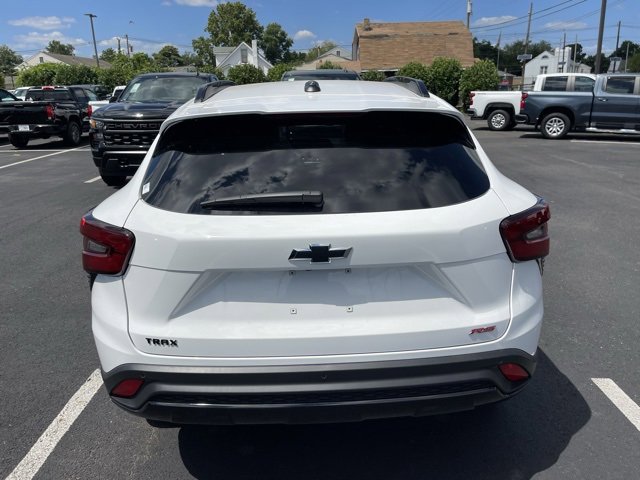 2025 Chevrolet Trax photo 5
