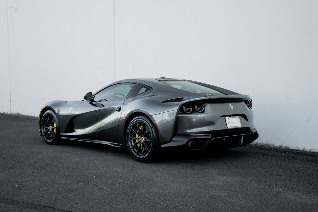 2018 Ferrari 812 Superfast photo 13