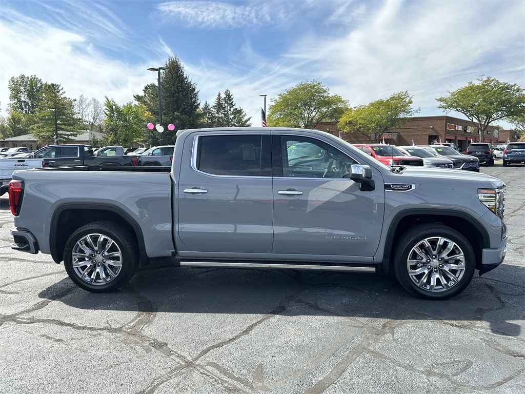 2025 GMC SIERRA - Image 9