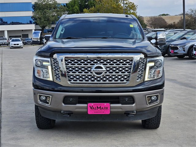 2018 Nissan Titan Platinum Reserve photo 2