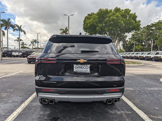 2026 Chevrolet Traverse photo 11