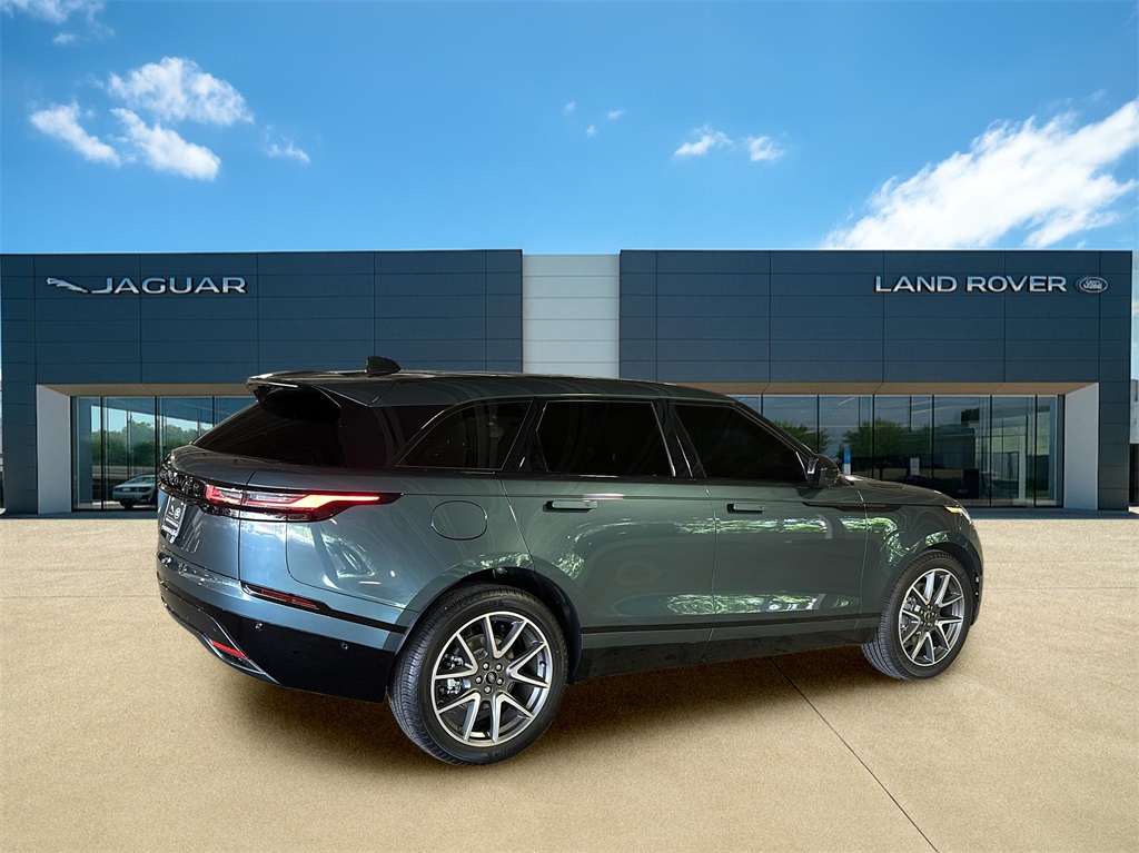 2026 Land Rover Range Rover Velar SE photo 4