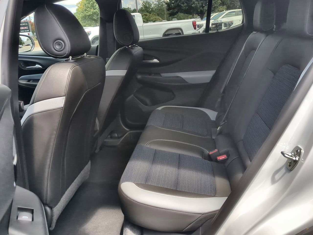 2025 Buick Envista Preferred photo 18
