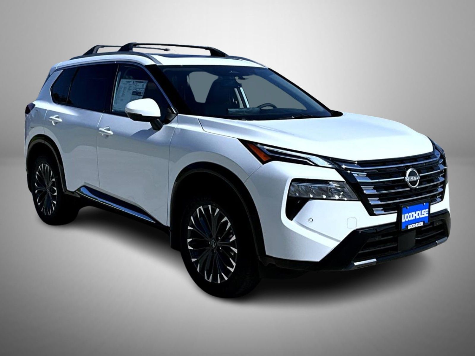 2026 Nissan Rogue Platinum photo 3