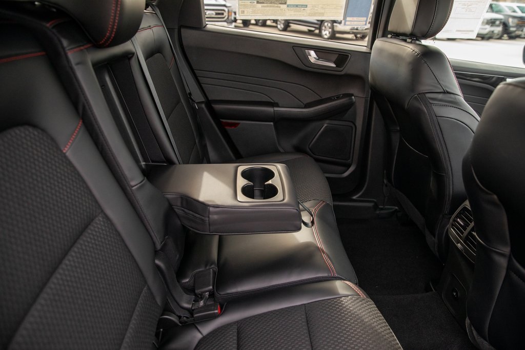 2025 Ford Escape ST-Line Select photo 24
