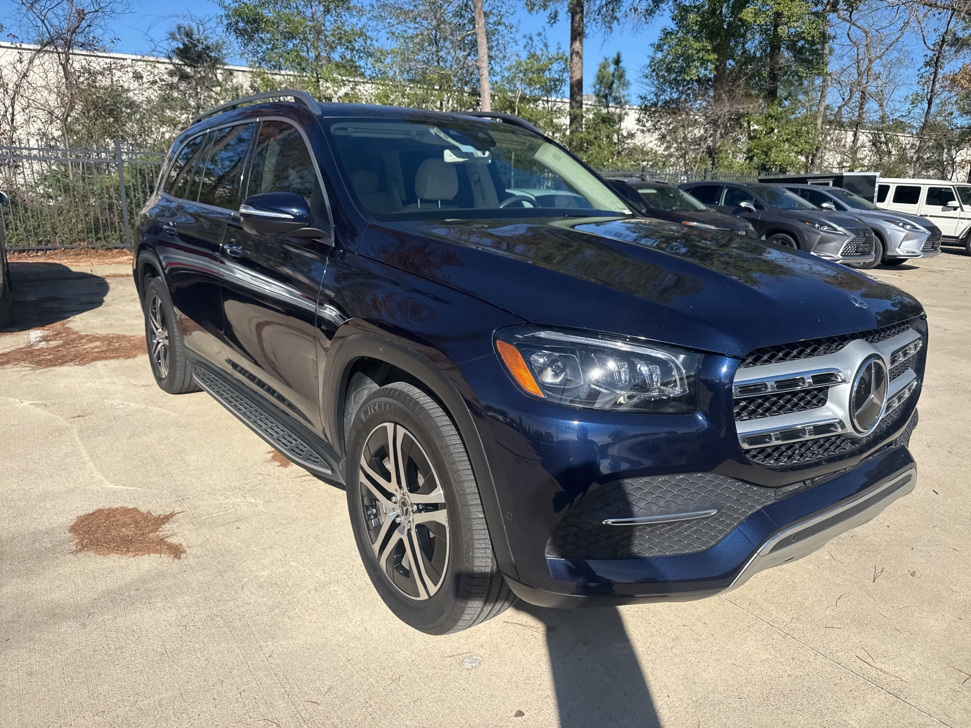 2020 Mercedes-Benz GLS GLS450's photo