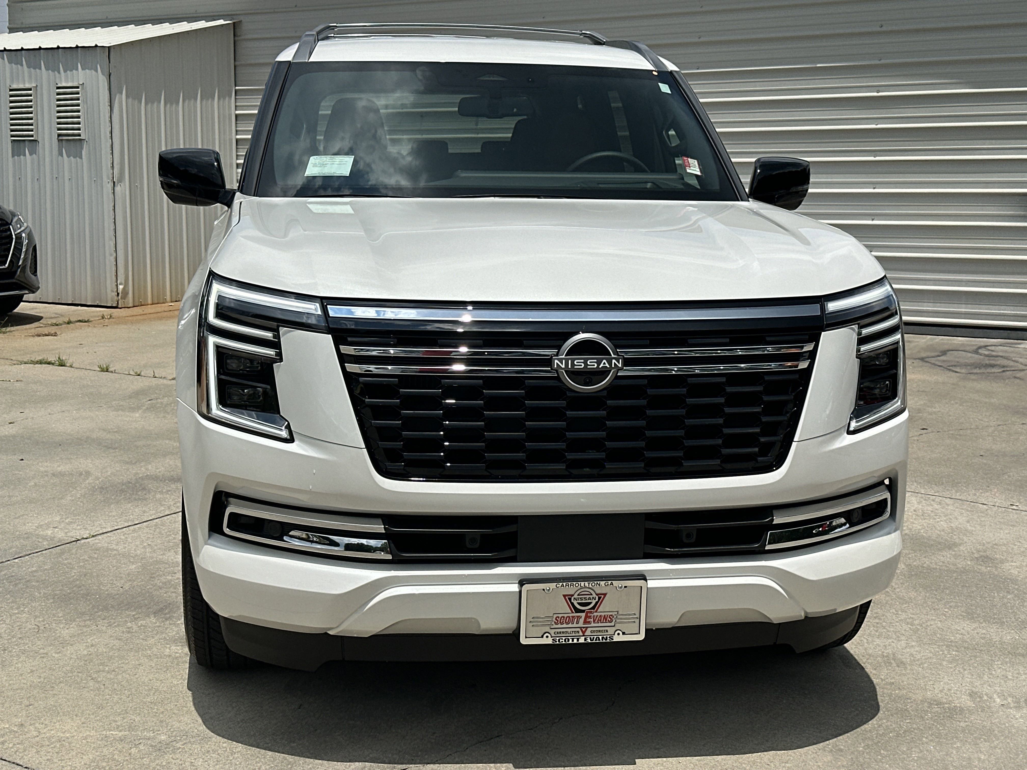 2025 Nissan Armada SL photo 3
