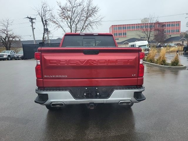 2024 Chevrolet Silverado 1500 LT photo 4