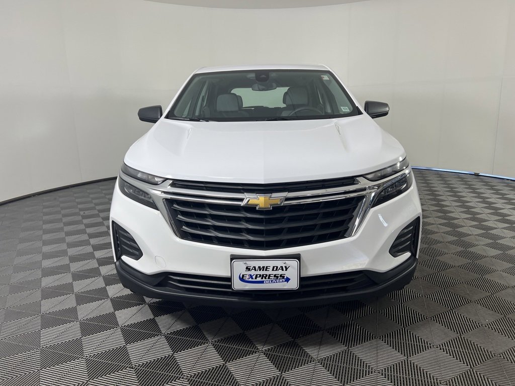 2023 Chevrolet Equinox LS photo 23