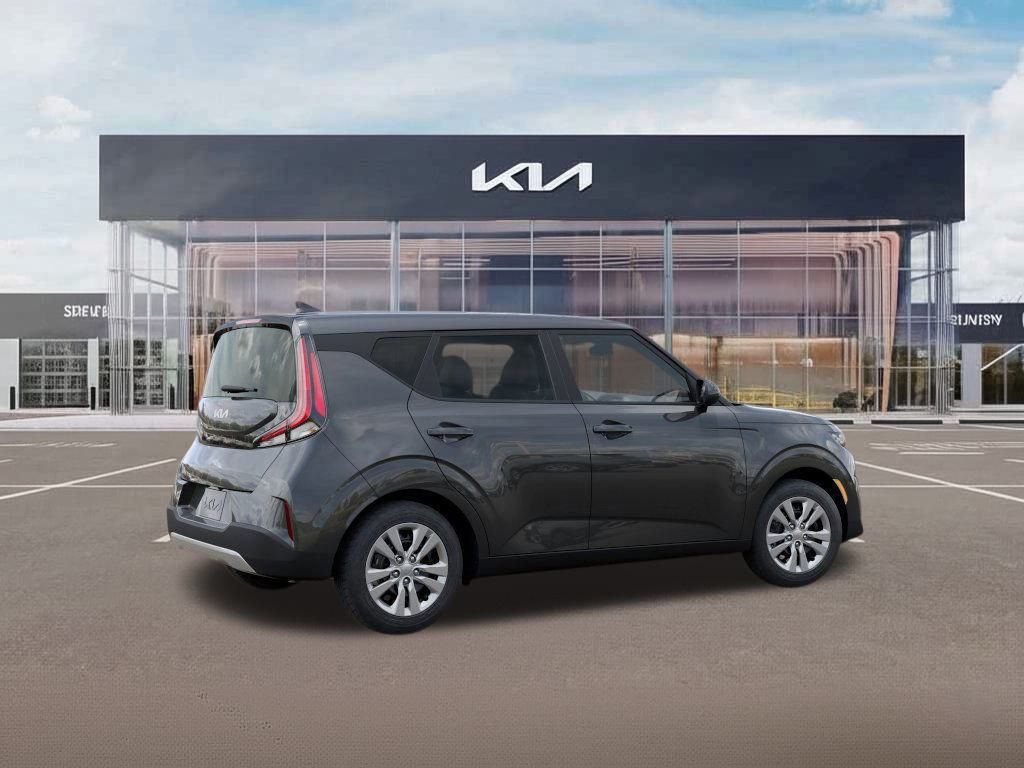 2025 Kia Soul LX photo 2