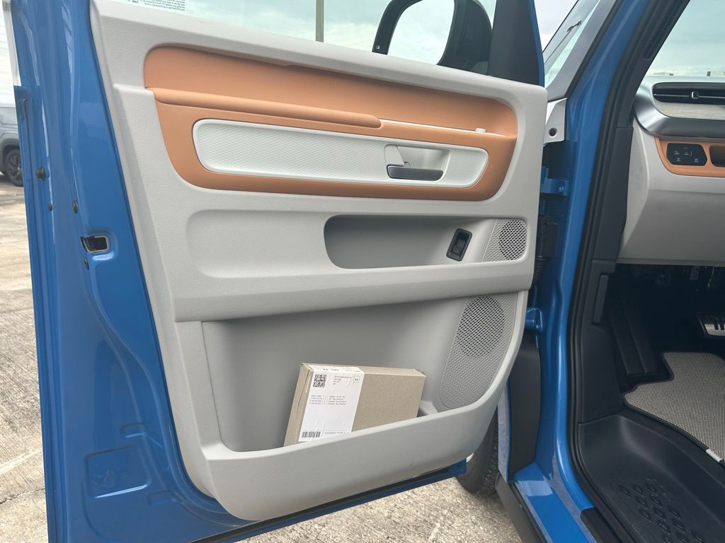 2025 Volkswagen ID. Buzz Pro Plus photo 42