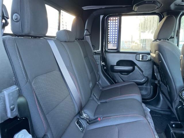2020 Jeep Gladiator Rubicon photo 9