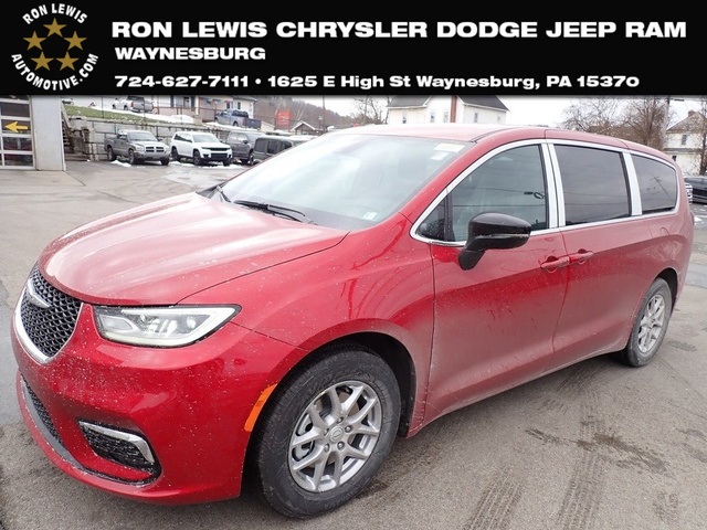 2026 Chrysler Pacifica Select's photo