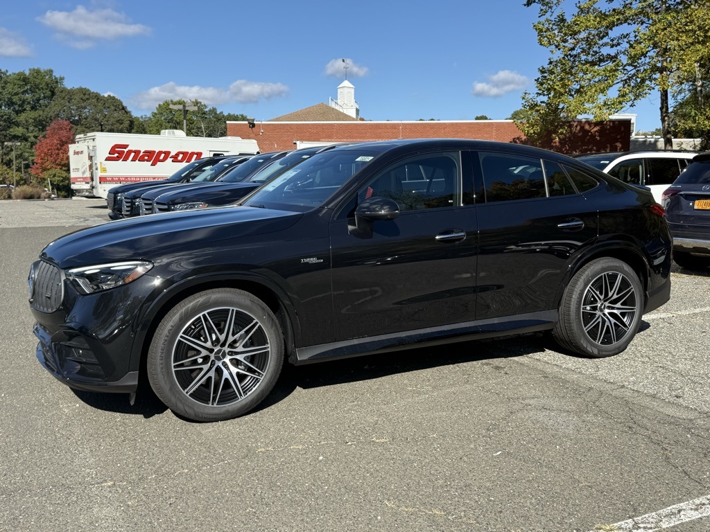 2026 Mercedes Benz GLC 43 photo 4