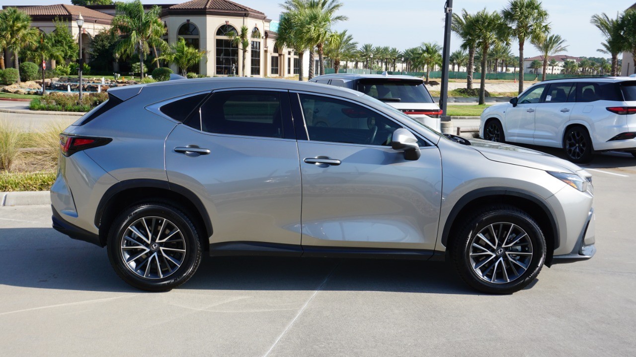 2023 Lexus NX 350 Premium photo 4