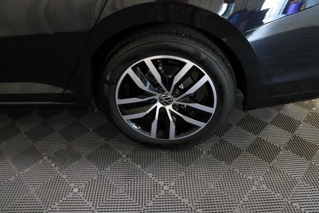 2025 Volkswagen Jetta 1.5T SE photo 19