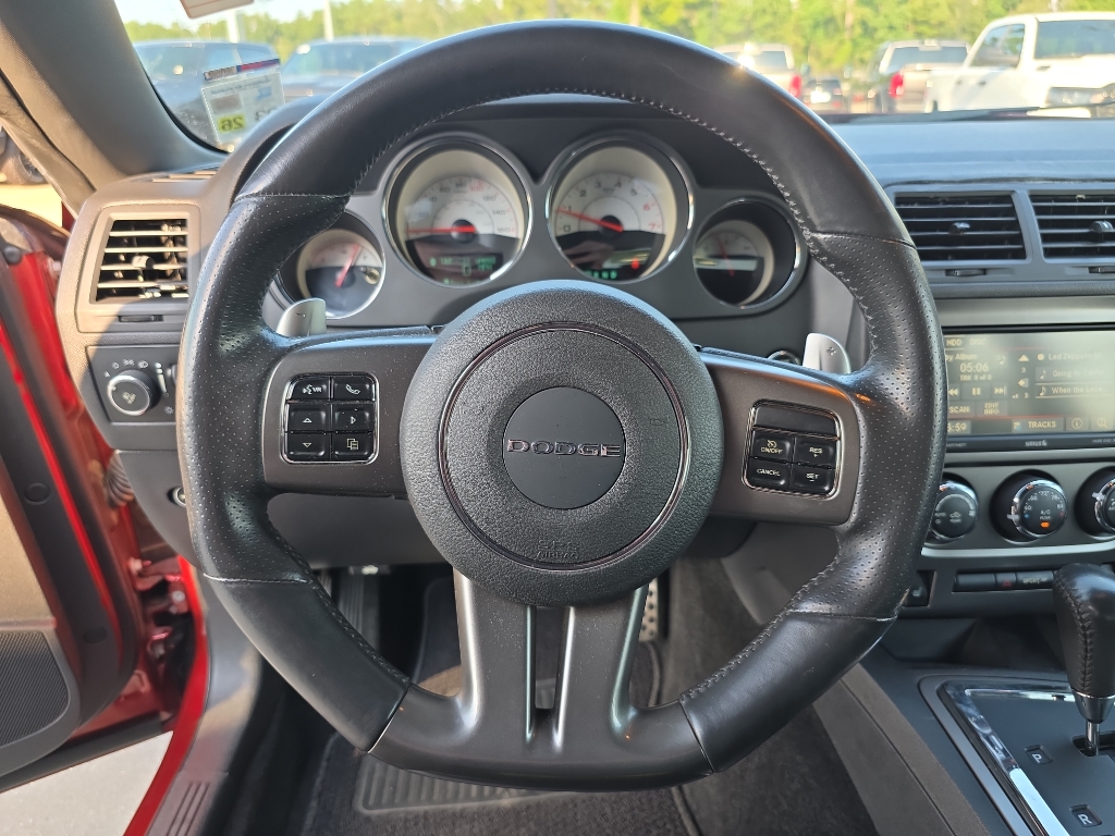 2014 Dodge Challenger R/T photo 14