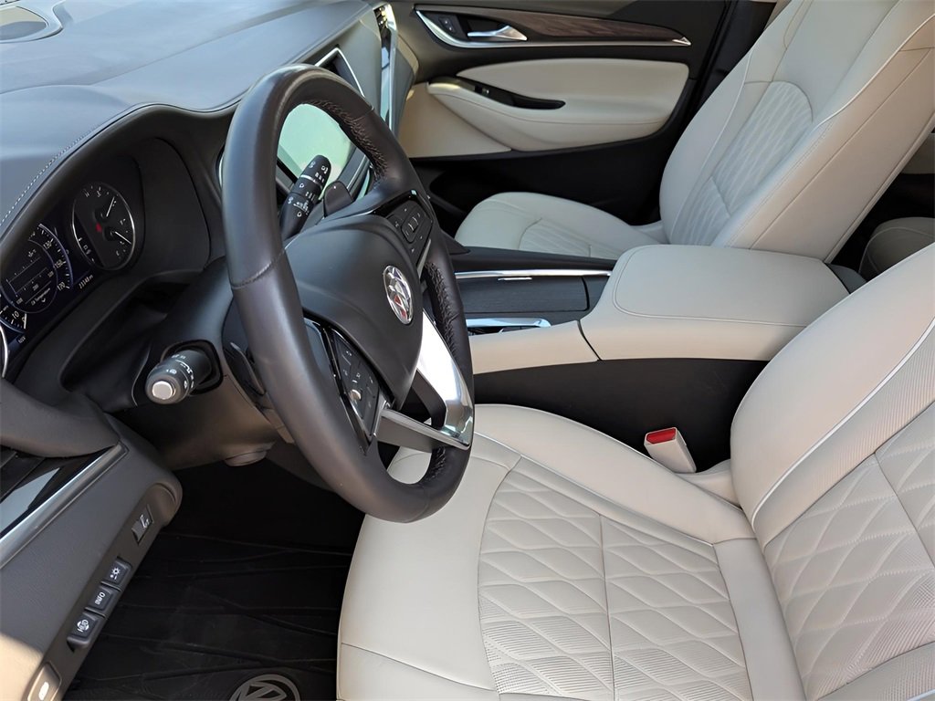 2023 Buick Enclave Avenir photo 9