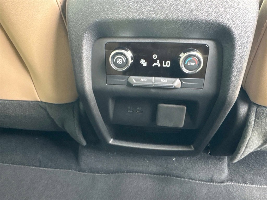 2026 Buick Enclave Preferred photo 14