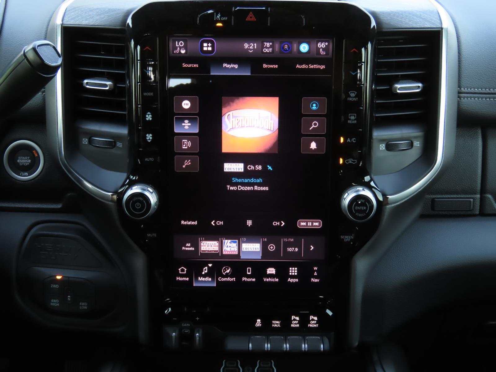 2026 Ram 2500 Laramie photo 28