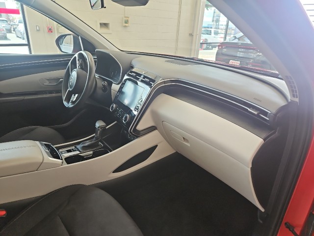 Used 2023 RED Hyundai SEL image 13