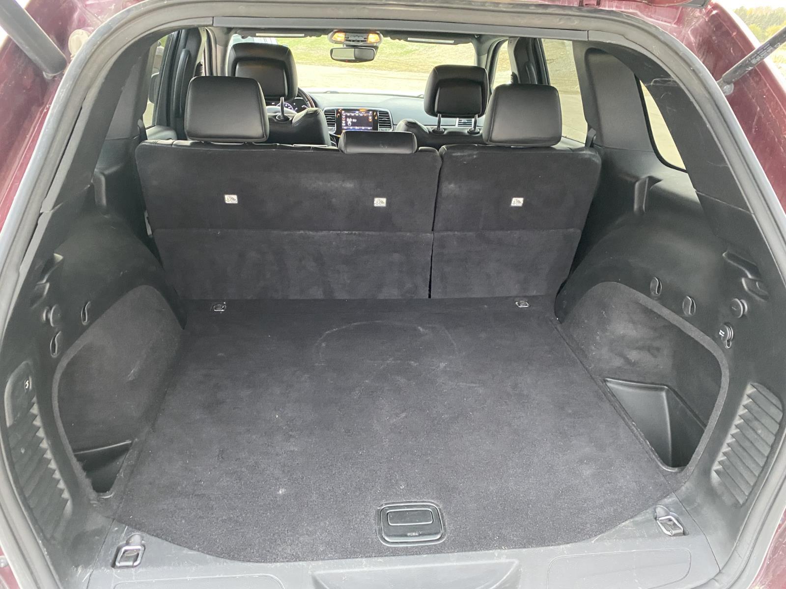 2020 Jeep Grand Cherokee Limited photo 2