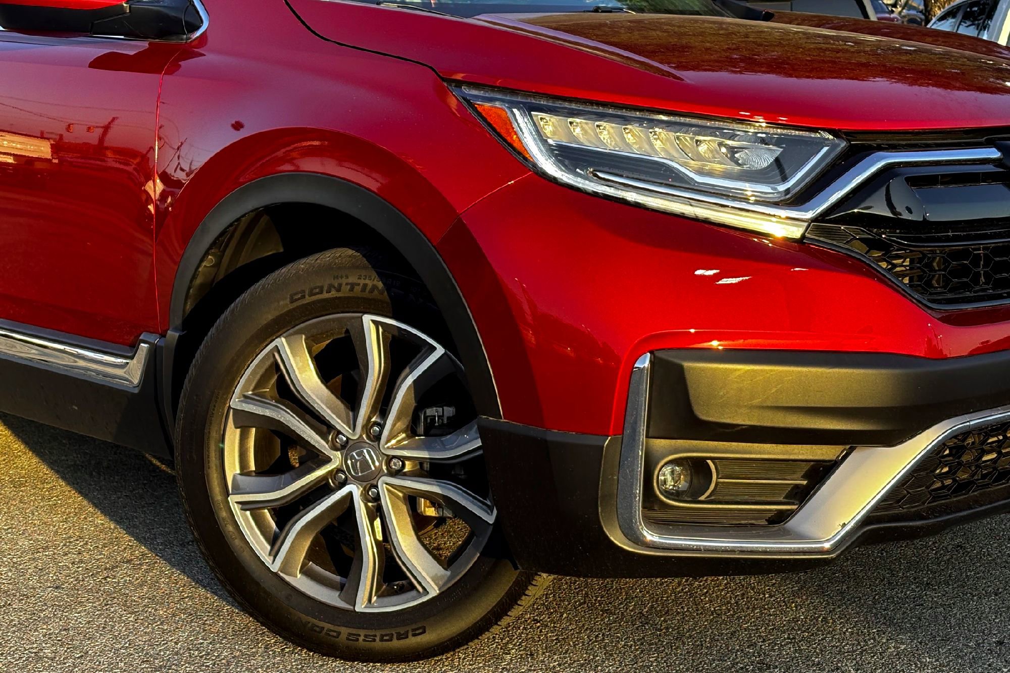 2022 Honda CR-V Touring photo 3