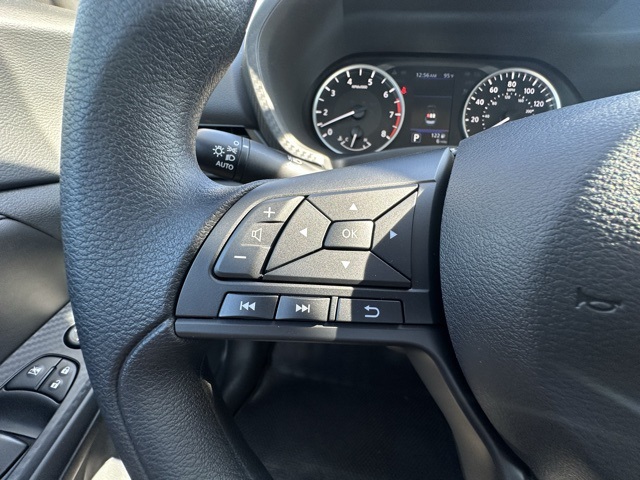 2025 Nissan Sentra S photo 10