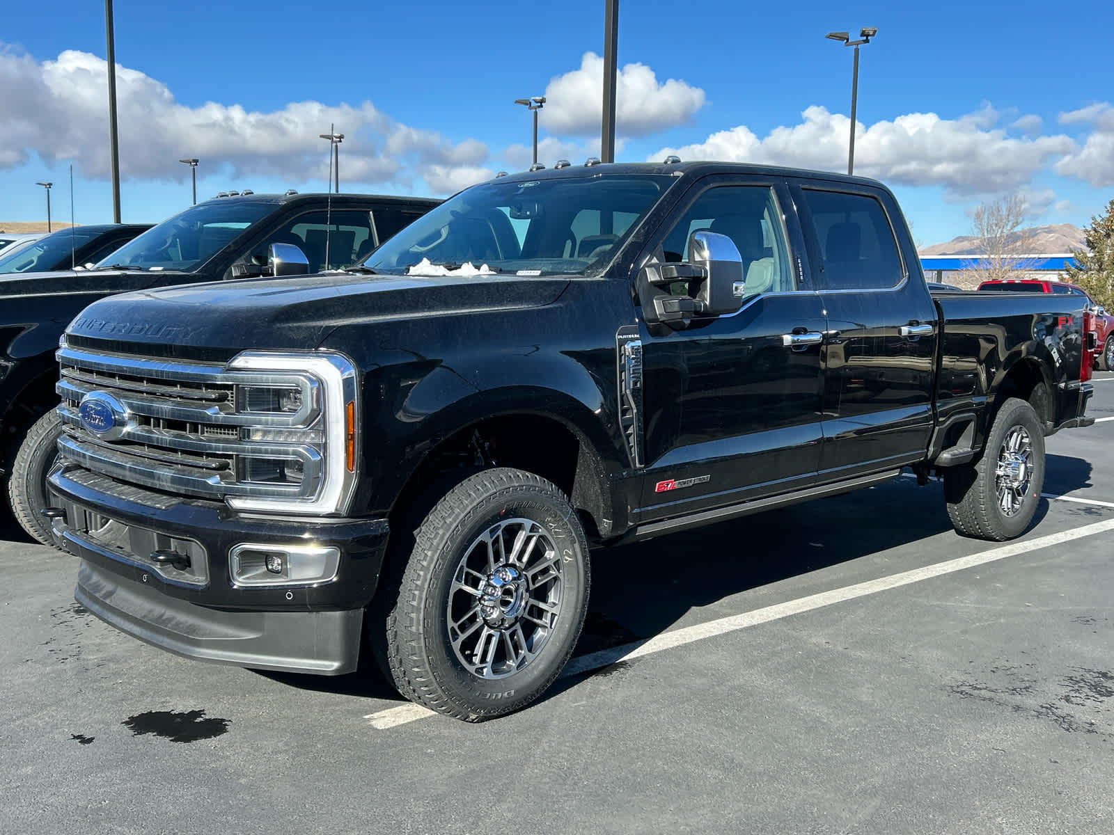 2026 Ford F-350 Super Duty Platinum's photo