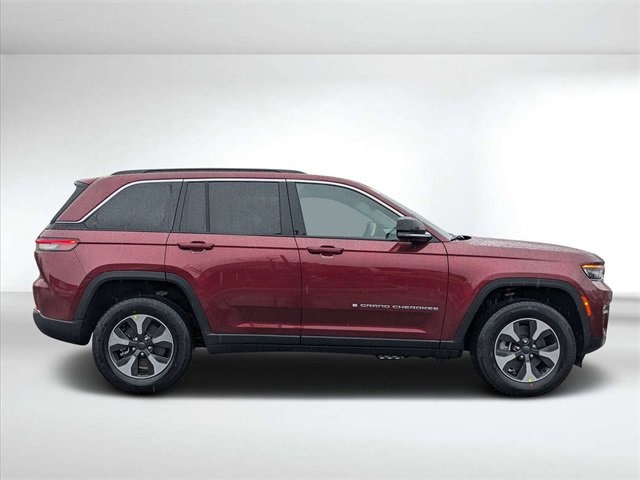2024 Jeep Cherokee Limited 4xe photo 2