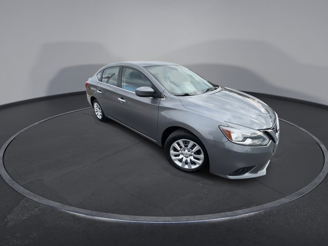 2017 Nissan Sentra SV photo 2