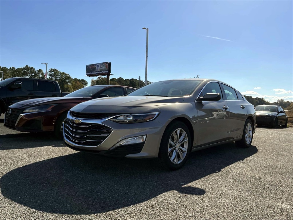 2023 Chevrolet Malibu 1LT photo 3