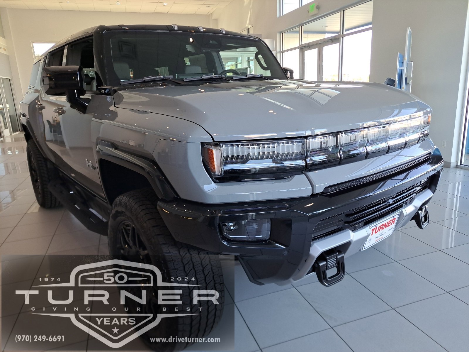 2026 GMC HUMMER EV 2X's photo