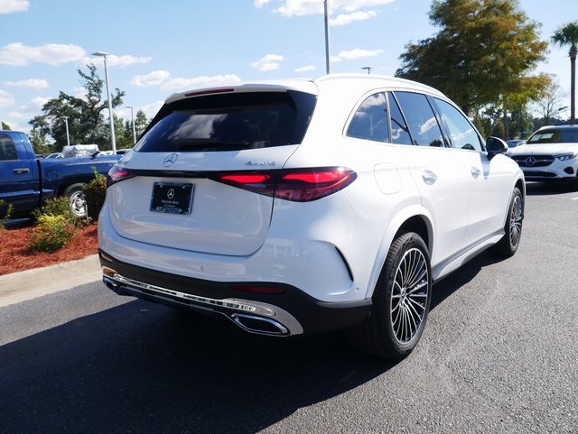 2026 Mercedes Benz GLC 300 4MATIC photo 2
