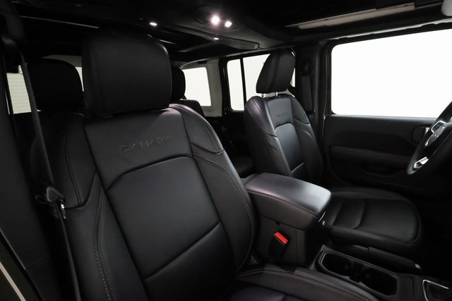 2024 Jeep Wrangler 4xe Sahara photo 21
